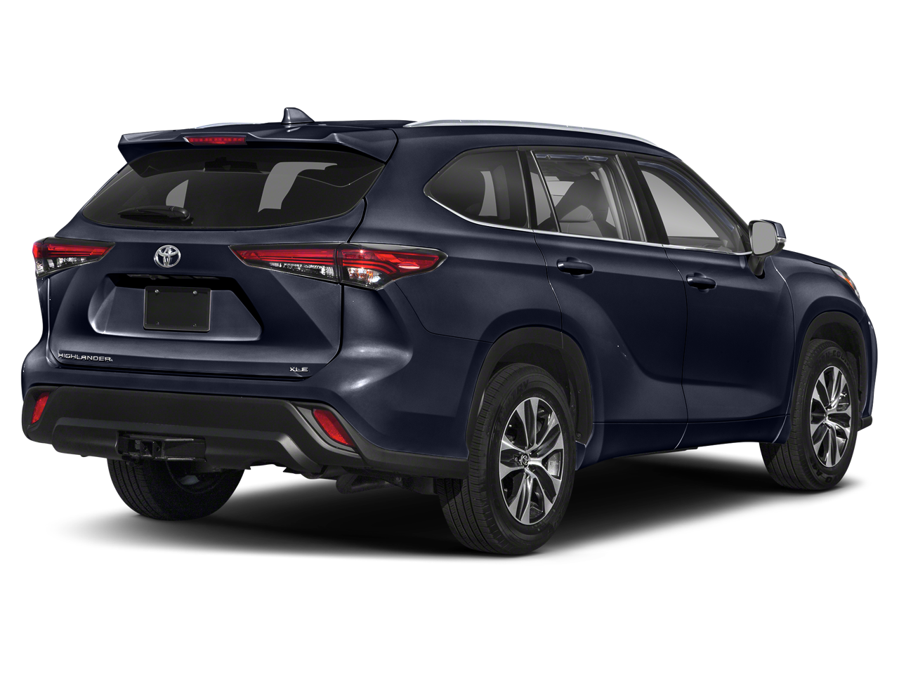 Used 2021 Toyota Highlander XLE with VIN 5TDGZRBH5MS554844 for sale in Duluth, Minnesota