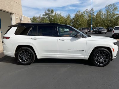 2023 Jeep Grand Cherokee L Summit Reserve