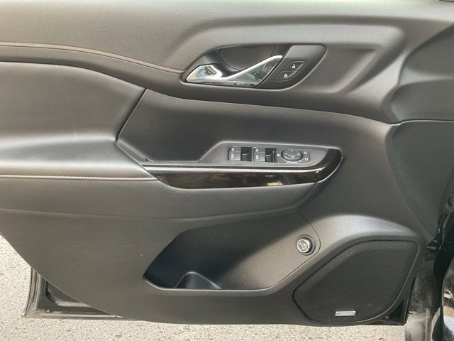 2020 GMC Acadia AT4