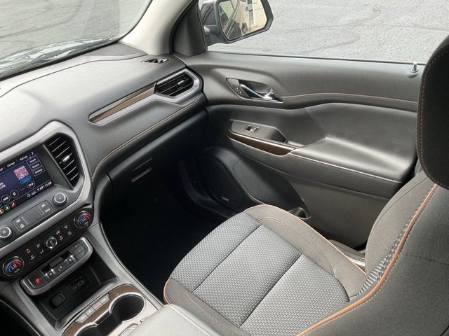 2020 GMC Acadia AT4