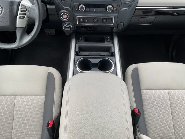 2024 Nissan Titan XD SV