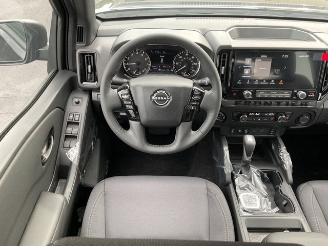 2027 Nissan Frontier Crew Cab SV