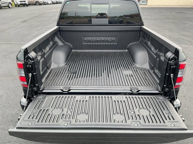 2027 Nissan Frontier Crew Cab SV