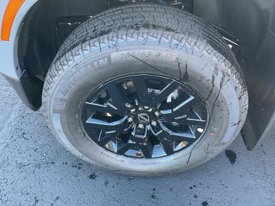 2027 Nissan Frontier Crew Cab SV