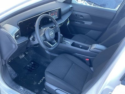 2025 Nissan Kicks S