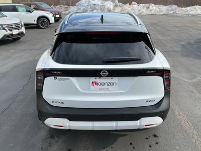 2026 Nissan Kicks SV