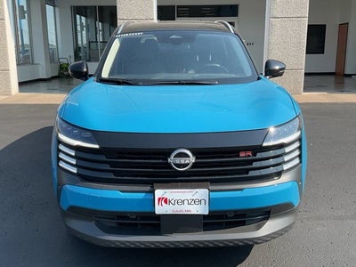 2025 Nissan Kicks SR