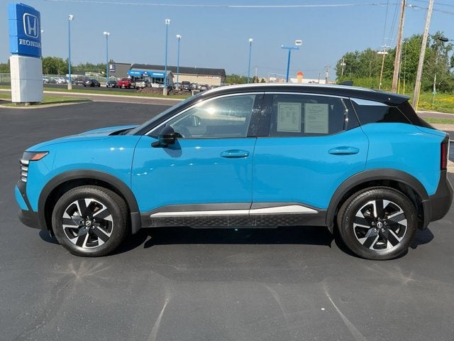 2025 Nissan Kicks SR