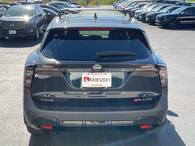 2026 Nissan Kicks SR