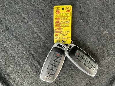 2024 Nissan Rogue SV