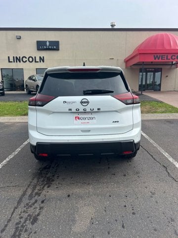 2026 Nissan Rogue Dark Armor™