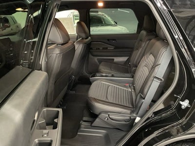 2025 Nissan Pathfinder Rock Creek®