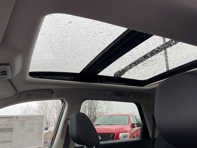 2026 Nissan Pathfinder SV