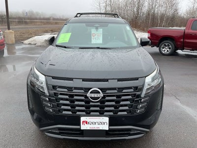 2026 Nissan Pathfinder SV