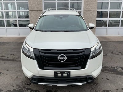 2024 Nissan Pathfinder SL