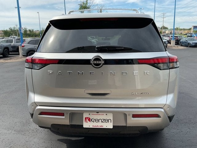 2025 Nissan Pathfinder SL
