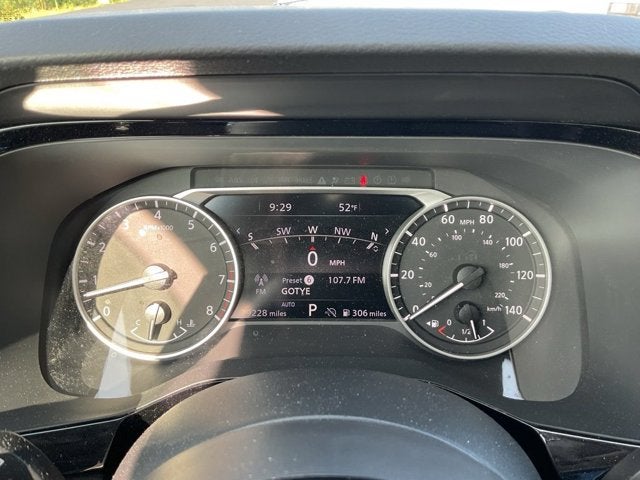 2024 Nissan Pathfinder SL