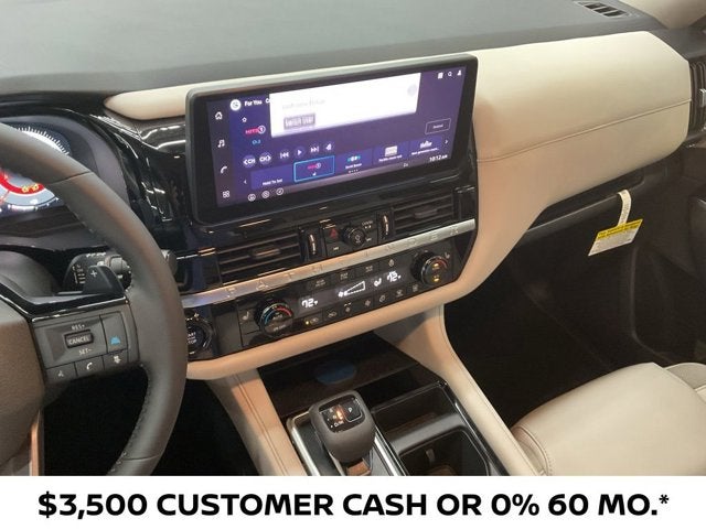 2026 Nissan Pathfinder SL