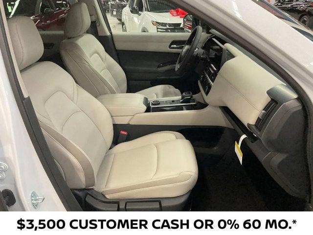 2026 Nissan Pathfinder SL