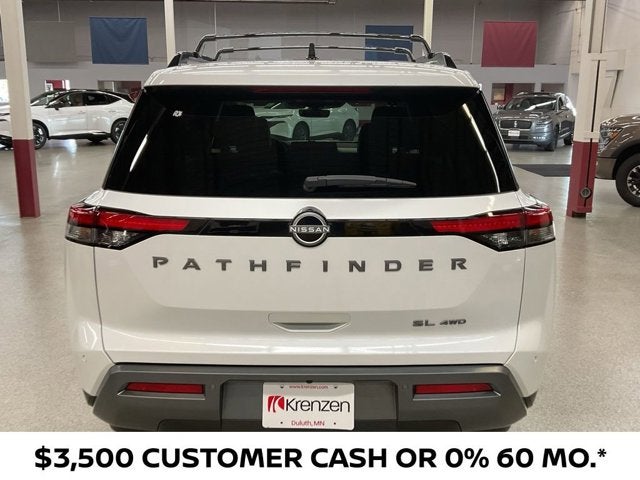 2026 Nissan Pathfinder SL