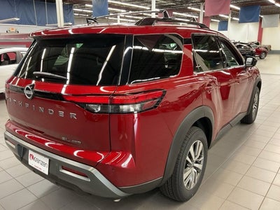 2026 Nissan Pathfinder SL