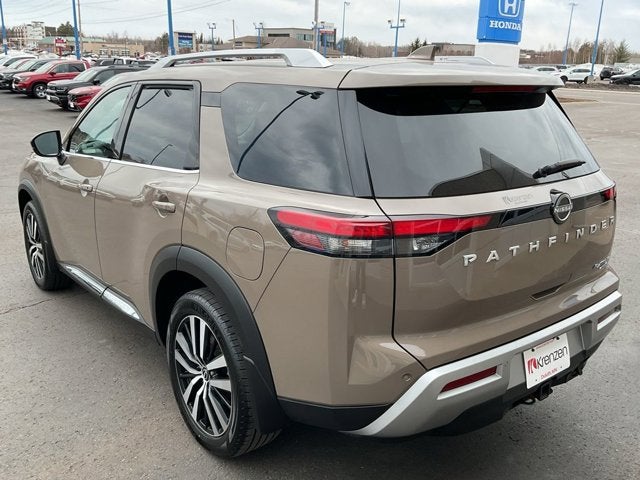 2023 Nissan Pathfinder Platinum