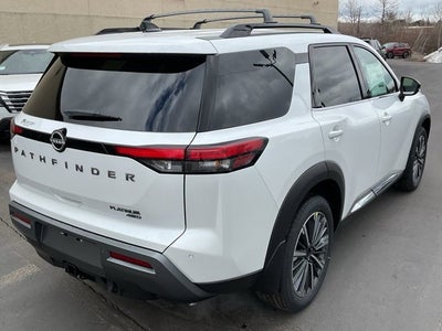 2026 Nissan Pathfinder Platinum