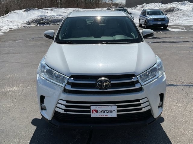 Used 2019 Toyota Highlander LE Plus with VIN 5TDBZRFH9KS917048 for sale in Duluth, Minnesota