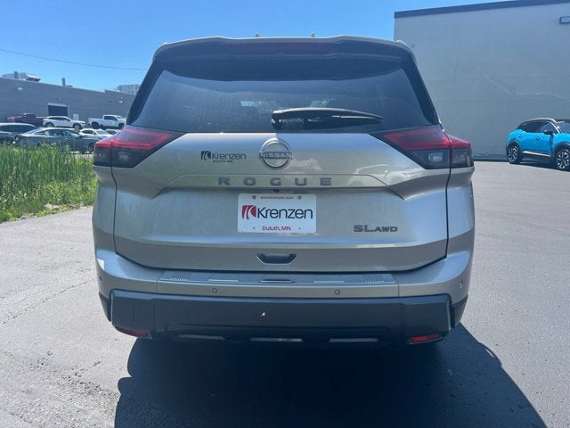 2025 Nissan Rogue SL
