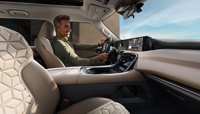 2025 Nissan Armada | Krenzen Nissan in Duluth MN