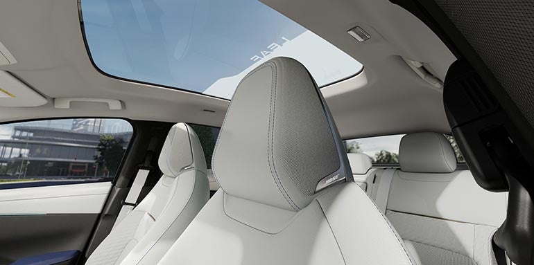 Krenzen Nissan in Duluth MN