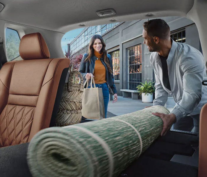 Krenzen Nissan in Duluth MN