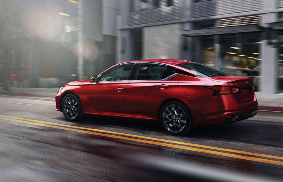 Krenzen Nissan in Duluth MN